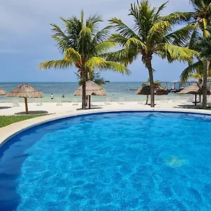 Oceanfront At Unique Location , Cancun Mexico